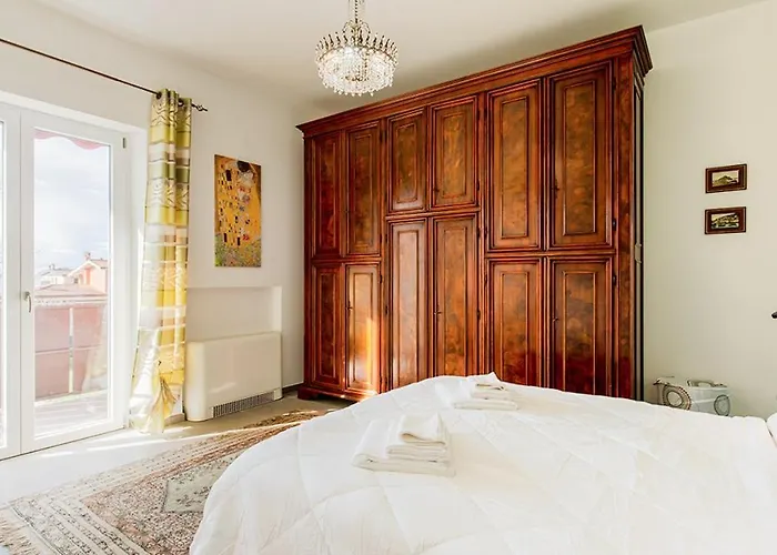 Apartment Scini By Rentbeat *