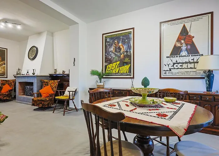 Apartment Scini By Rentbeat